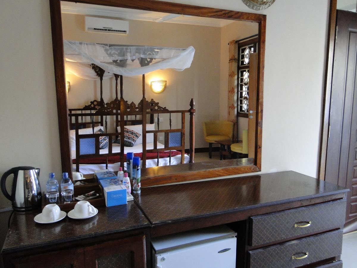Pwani Silver Sand Beach Hotel Zanzibar Екстериор снимка