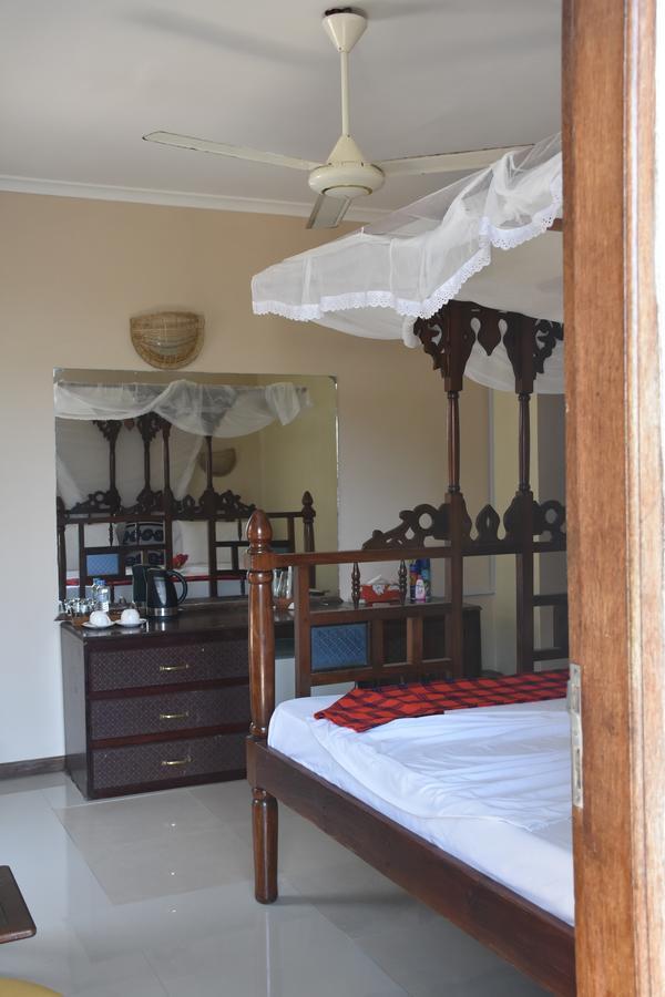 Pwani Silver Sand Beach Hotel Zanzibar Екстериор снимка