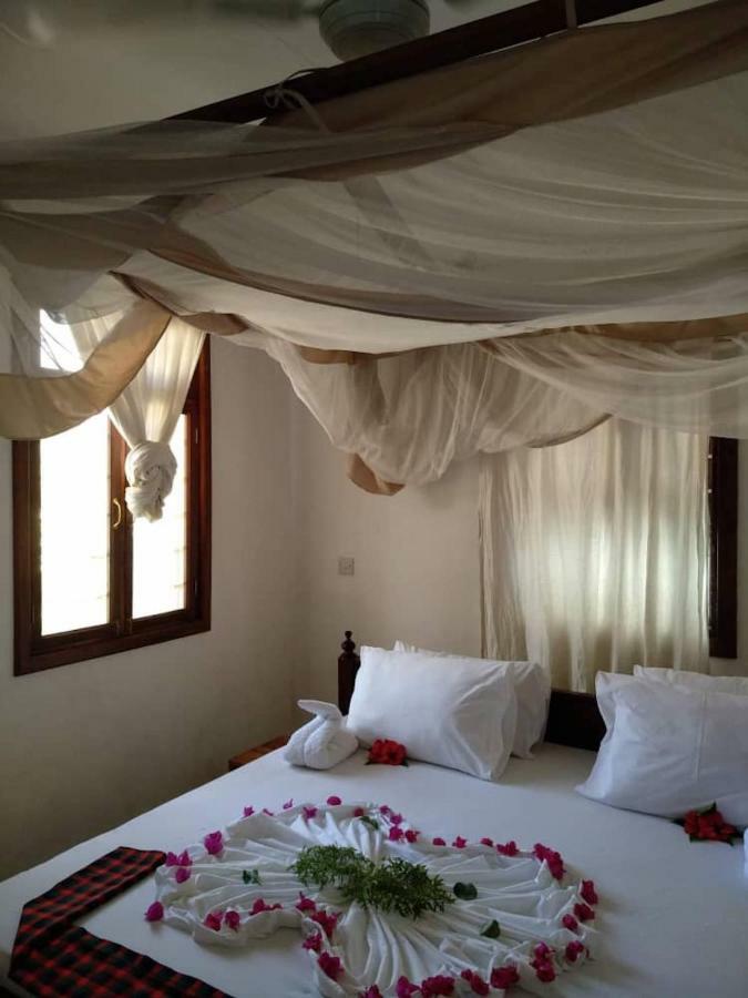 Pwani Silver Sand Beach Hotel Zanzibar Екстериор снимка