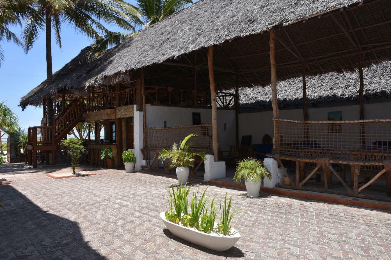 Pwani Silver Sand Beach Hotel Zanzibar Екстериор снимка